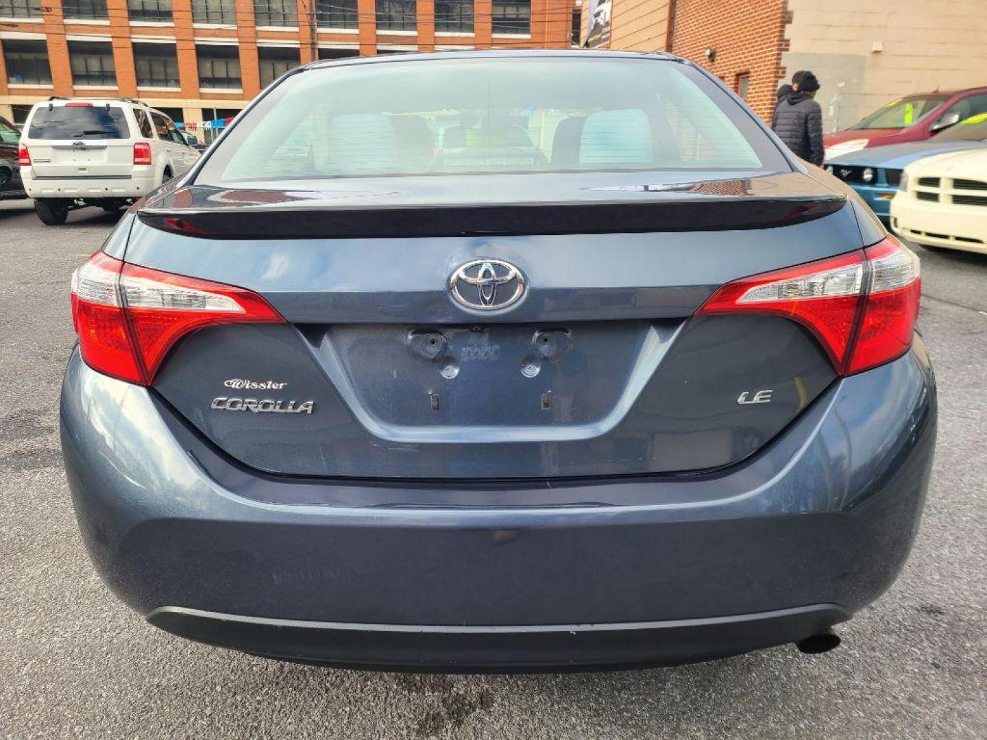 2016 GRAY TOYOTA COROLLA LE (2T1BURHE3GC) with an 1.8L engine, Automatic transmission, located at 7981 Paxton Street, Harrisburg, PA, 17111, (717) 561-2926, 40.261490, -76.749229 - Photo#3