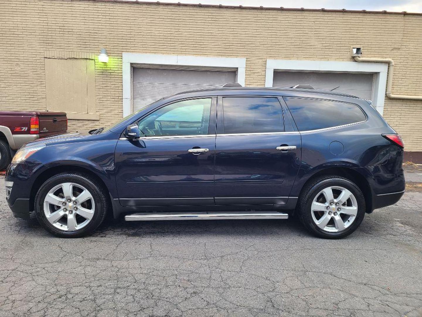 2017 BLUE CHEVROLET TRAVERSE LT (1GNKVGKD4HJ) with an 3.6L engine, Automatic transmission, located at 7981 Paxton Street, Harrisburg, PA, 17111, (717) 561-2926, 40.261490, -76.749229 - WE FINANCE!!! Good Credit/ Bad Credit/ No Credit - ALL Trade-Ins Welcomed!!! ***Guaranteed Credit Approval*** APPLY ONLINE or CALL us TODAY ;) Internet Prices and Marketplace Prices are SPECIAL discounted ***CASH DEALS*** Retail Prices are higher. Please call us to discuss your cash and finan - Photo#1