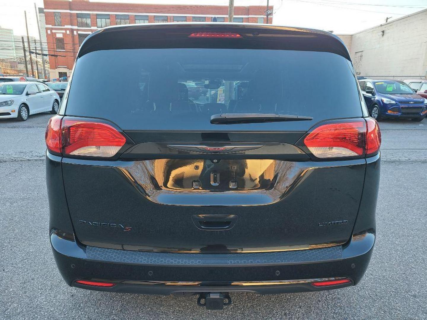 2017 BLACK CHRYSLER PACIFICA LIMITED (2C4RC1GG6HR) with an 3.6L engine, Automatic transmission, located at 7981 Paxton Street, Harrisburg, PA, 17111, (717) 561-2926, 40.261490, -76.749229 - WE FINANCE!!! Good Credit/ Bad Credit/ No Credit - ALL Trade-Ins Welcomed!!! ***Guaranteed Credit Approval*** APPLY ONLINE or CALL us TODAY ;) Internet Prices and Marketplace Prices are SPECIAL discounted ***CASH DEALS*** Retail Prices are higher. Please call us to discuss your cash and finan - Photo#3