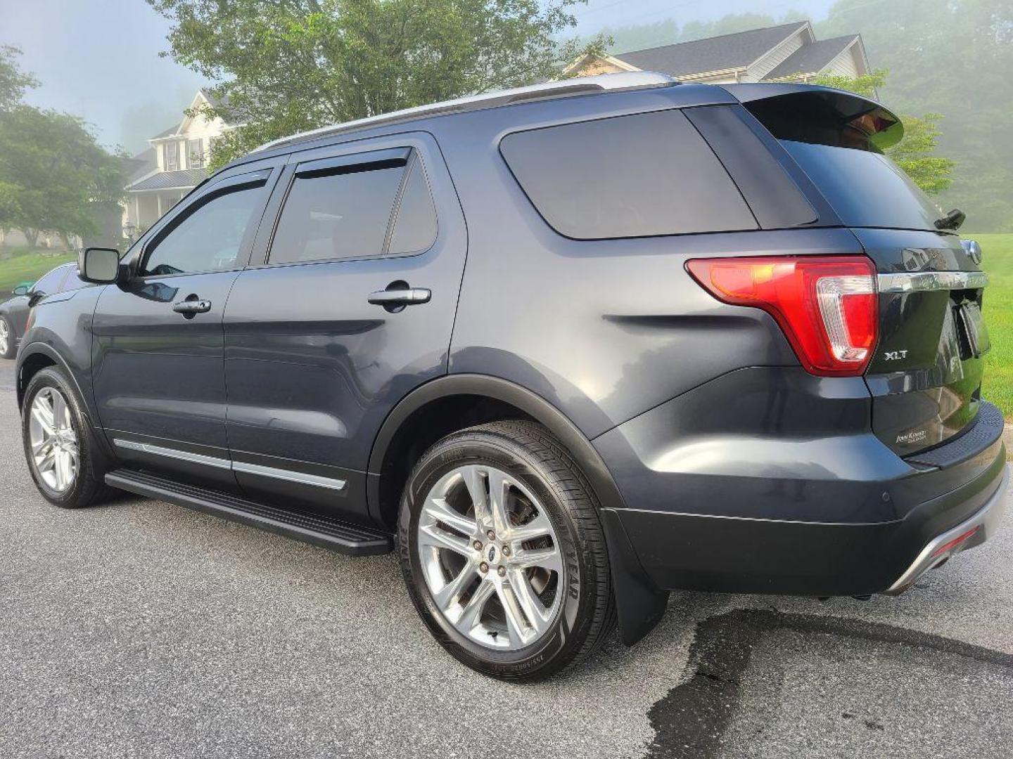 2017 BLUE FORD EXPLORER XLT (1FM5K8D88HG) with an 3.5L engine, Automatic transmission, located at 117 North Cameron Street, Harrisburg, PA, 17101, (717) 963-8962, 40.267021, -76.875351 - WE FINANCE!!! Good Credit/ Bad Credit/ No Credit - ALL Trade-Ins Welcomed!!! ***Guaranteed Credit Approval*** APPLY ONLINE or CALL us TODAY ;) Internet Prices and Marketplace Prices are SPECIAL discounted ***CASH DEALS*** Retail Prices are higher. Please call us to discuss your cash and finan - Photo#2