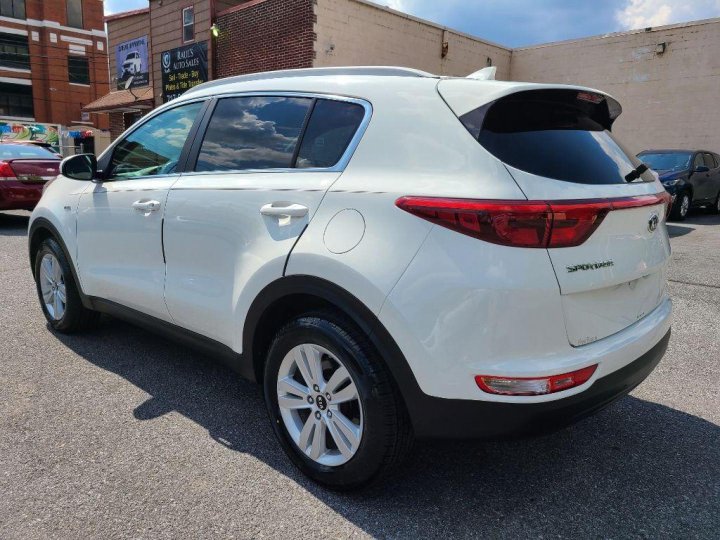 2017 WHITE KIA SPORTAGE LX (KNDPMCAC8H7) with an 2.4L engine, Automatic transmission, located at 117 North Cameron Street, Harrisburg, PA, 17101, (717) 963-8962, 40.267021, -76.875351 - WE FINANCE!!! Good Credit/ Bad Credit/ No Credit - ALL Trade-Ins Welcomed!!! ***Guaranteed Credit Approval*** APPLY ONLINE or CALL us TODAY ;) Internet Prices and Marketplace Prices are SPECIAL discounted ***CASH DEALS*** Retail Prices are higher. Please call us to discuss your cash and finan - Photo#2