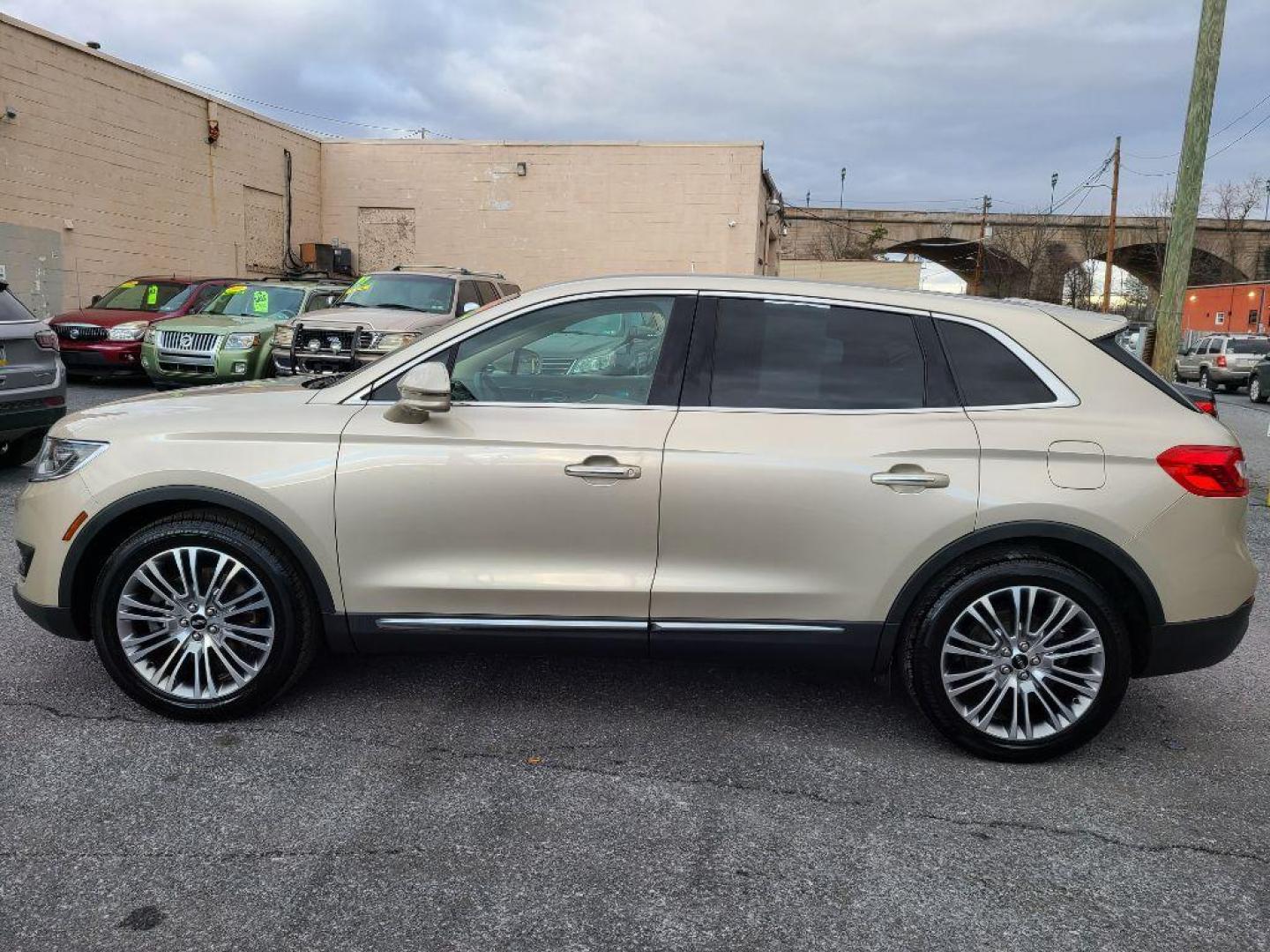 2017 BEIGE LINCOLN MKX RESERVE (2LMPJ8LR5HB) with an 3.7L engine, Automatic transmission, located at 117 North Cameron Street, Harrisburg, PA, 17101, (717) 963-8962, 40.267021, -76.875351 - WE FINANCE!!! Good Credit/ Bad Credit/ No Credit - ALL Trade-Ins Welcomed!!! ***Guaranteed Credit Approval*** APPLY ONLINE or CALL us TODAY ;) Internet Prices and Marketplace Prices are SPECIAL discounted ***CASH DEALS*** Retail Prices are higher. Please call us to discuss your cash and finan - Photo#1