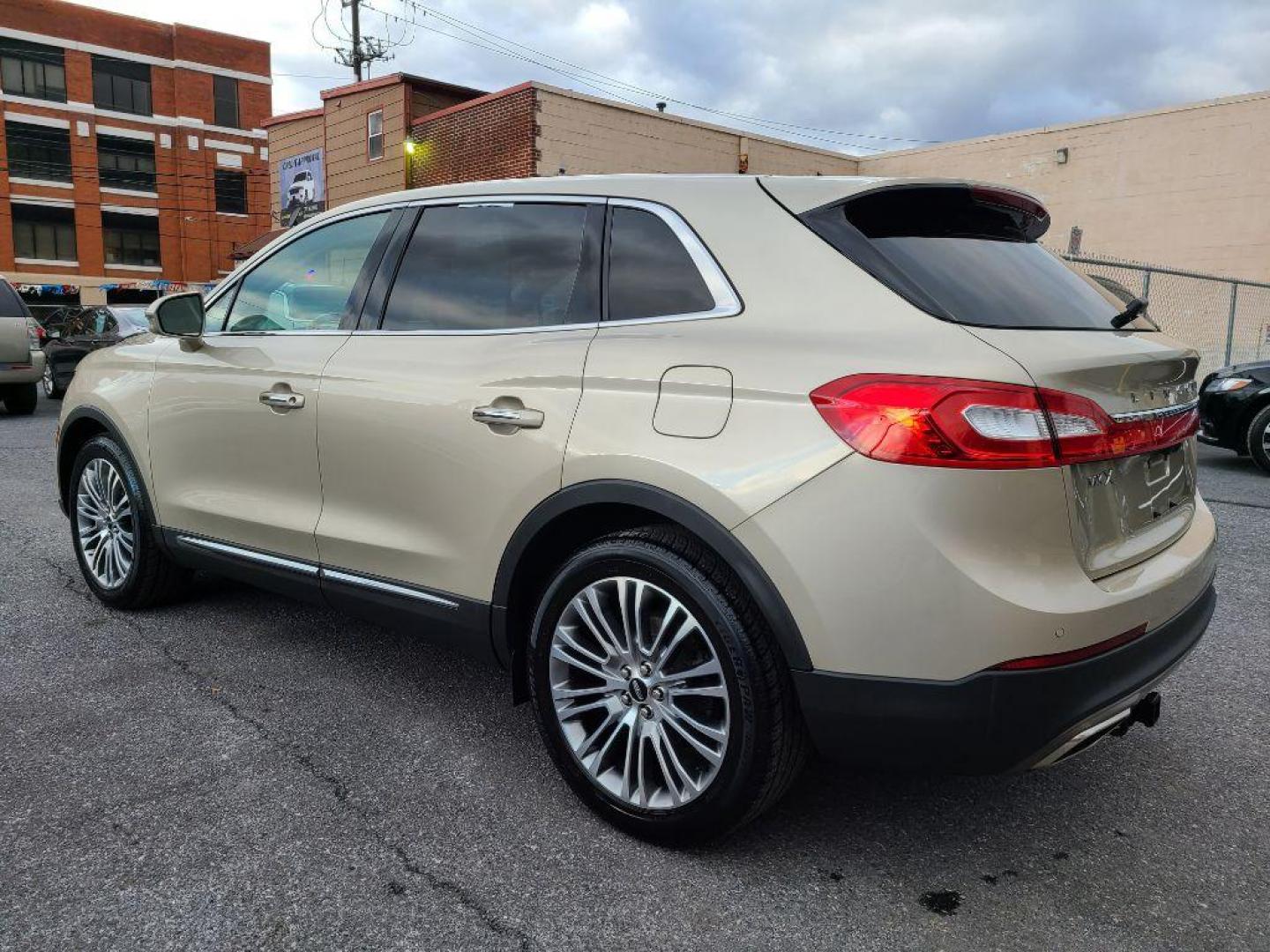 2017 BEIGE LINCOLN MKX RESERVE (2LMPJ8LR5HB) with an 3.7L engine, Automatic transmission, located at 117 North Cameron Street, Harrisburg, PA, 17101, (717) 963-8962, 40.267021, -76.875351 - WE FINANCE!!! Good Credit/ Bad Credit/ No Credit - ALL Trade-Ins Welcomed!!! ***Guaranteed Credit Approval*** APPLY ONLINE or CALL us TODAY ;) Internet Prices and Marketplace Prices are SPECIAL discounted ***CASH DEALS*** Retail Prices are higher. Please call us to discuss your cash and finan - Photo#2