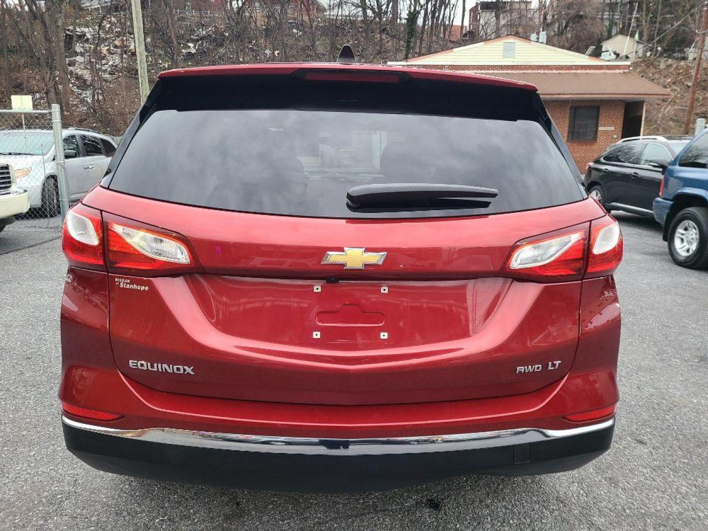 2018 RED CHEVROLET EQUINOX LT (2GNAXSEV2J6) with an 1.5L engine, Automatic transmission, located at 117 North Cameron Street, Harrisburg, PA, 17101, (717) 963-8962, 40.267021, -76.875351 - WE FINANCE!!! Good Credit/ Bad Credit/ No Credit - ALL Trade-Ins Welcomed!!! ***Guaranteed Credit Approval*** APPLY ONLINE or CALL us TODAY ;) Internet Prices and Marketplace Prices are SPECIAL discounted ***CASH DEALS*** Retail Prices are higher. Please call us to discuss your cash and finan - Photo#3