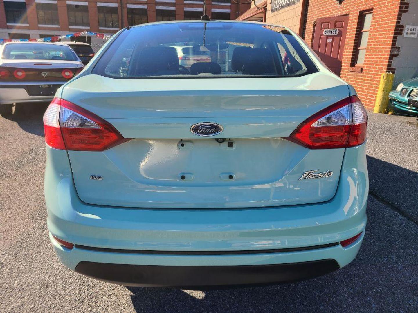 2018 GREEN FORD FIESTA SE (3FADP4BJXJM) with an 1.6L engine, 6-Speed Manual transmission, located at 117 North Cameron Street, Harrisburg, PA, 17101, (717) 963-8962, 40.267021, -76.875351 - WE FINANCE!!! Good Credit/ Bad Credit/ No Credit - ALL Trade-Ins Welcomed!!! ***Guaranteed Credit Approval*** APPLY ONLINE or CALL us TODAY ;) Internet Prices and Marketplace Prices are SPECIAL discounted ***CASH DEALS*** Retail Prices are higher. Please call us to discuss your cash and finan - Photo#3