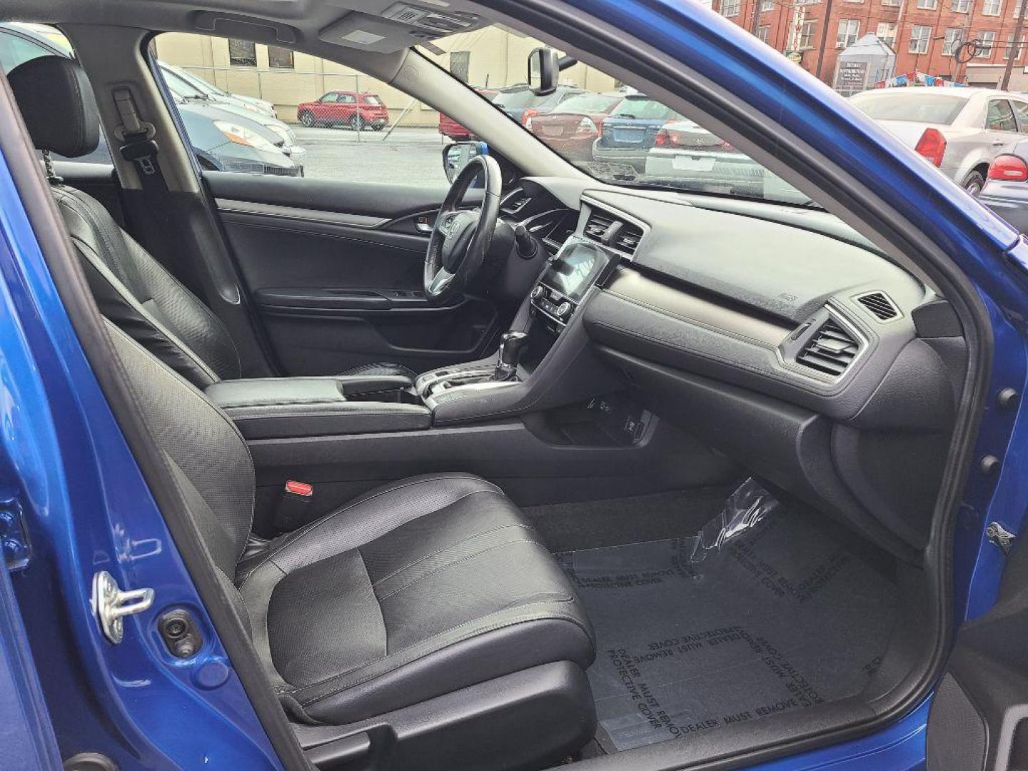 2018 BLUE HONDA CIVIC EXL (2HGFC1F72JH) with an 1.5L engine, Continuously Variable transmission, located at 7981 Paxton Street, Harrisburg, PA, 17111, (717) 561-2926, 40.261490, -76.749229 - WE FINANCE!!! Good Credit/ Bad Credit/ No Credit - ALL Trade-Ins Welcomed!!! ***Guaranteed Credit Approval*** APPLY ONLINE or CALL us TODAY ;) Internet Prices and Marketplace Prices are SPECIAL discounted ***CASH DEALS*** Retail Prices are higher. Please call us to discuss your cash and finan - Photo#9