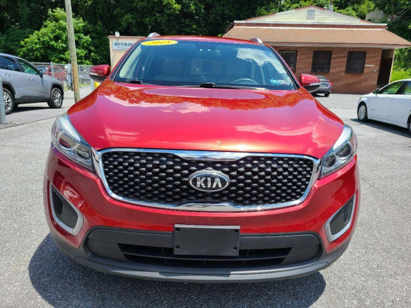 2018 RED KIA SORENTO LX (5XYPG4A3XJG) with an 2.4L engine, Automatic transmission, located at 7981 Paxton Street, Harrisburg, PA, 17111, (717) 561-2926, 40.261490, -76.749229 - WE FINANCE!!! Good Credit/ Bad Credit/ No Credit - ALL Trade-Ins Welcomed!!! ***Guaranteed Credit Approval*** APPLY ONLINE or CALL us TODAY ;) Internet Prices and Marketplace Prices are SPECIAL discounted ***CASH DEALS*** Retail Prices are higher. Please call us to discuss your cash and finan - Photo#7