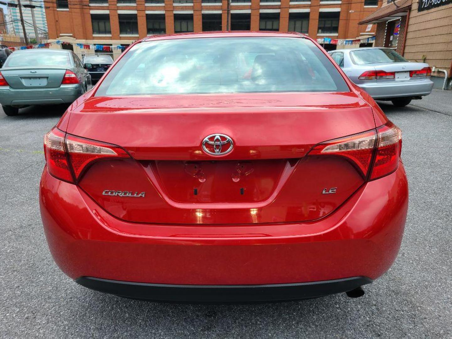 2018 RED TOYOTA COROLLA LE (2T1BURHE5JC) with an 1.8L engine, Continuously Variable transmission, located at 117 North Cameron Street, Harrisburg, PA, 17101, (717) 963-8962, 40.267021, -76.875351 - WE FINANCE!!! Good Credit/ Bad Credit/ No Credit - ALL Trade-Ins Welcomed!!! ***Guaranteed Credit Approval*** APPLY ONLINE or CALL us TODAY ;) Internet Prices and Marketplace Prices are SPECIAL discounted ***CASH DEALS*** Retail Prices are higher. Please call us to discuss your cash and finan - Photo#3