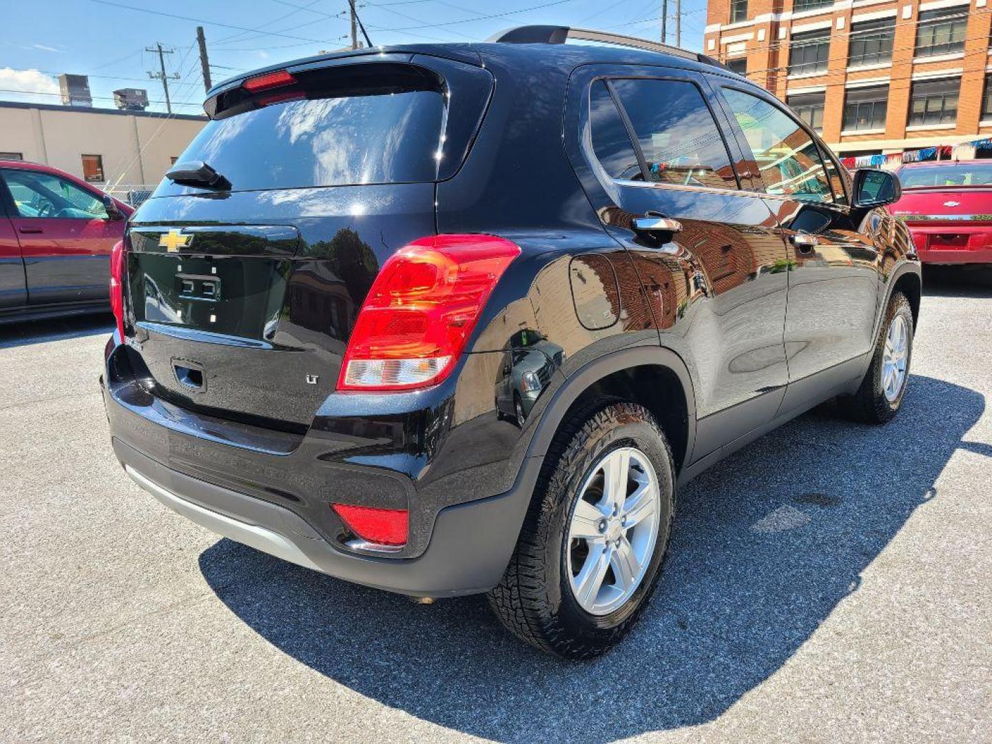 2019 BLACK CHEVROLET TRAX 1LT (KL7CJPSB2KB) with an 1.4L engine, Automatic transmission, located at 7981 Paxton Street, Harrisburg, PA, 17111, (717) 561-2926, 40.261490, -76.749229 - WE FINANCE!!! Good Credit/ Bad Credit/ No Credit - ALL Trade-Ins Welcomed!!! ***Guaranteed Credit Approval*** APPLY ONLINE or CALL us TODAY ;) Internet Prices and Marketplace Prices are SPECIAL discounted ***CASH DEALS*** Retail Prices are higher. Please call us to discuss your cash and finan - Photo#4