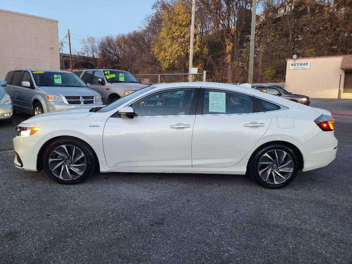 2019 WHITE HONDA INSIGHT TOURING (19XZE4F91KE) with an 1.5L engine, Automatic transmission, located at 7981 Paxton Street, Harrisburg, PA, 17111, (717) 561-2926, 40.261490, -76.749229 - Photo#1